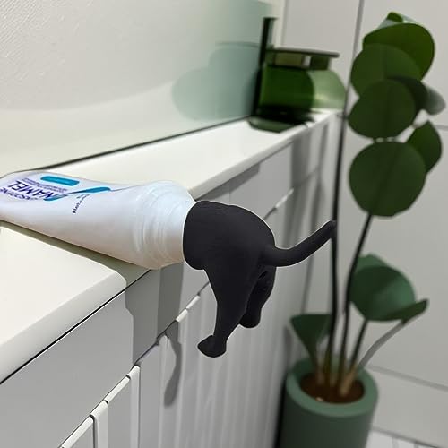 Pooping Dog Butt Toothpaste Topper