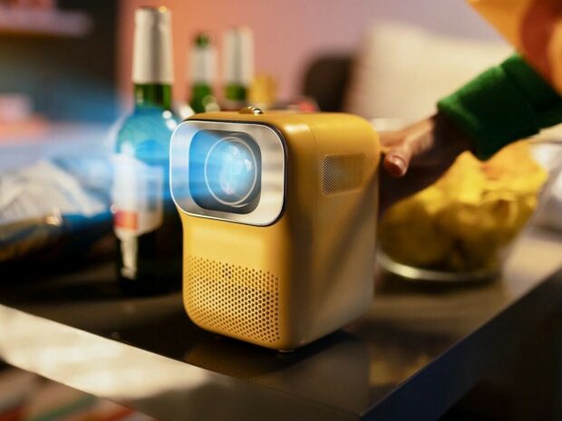 Smart Mini Projector