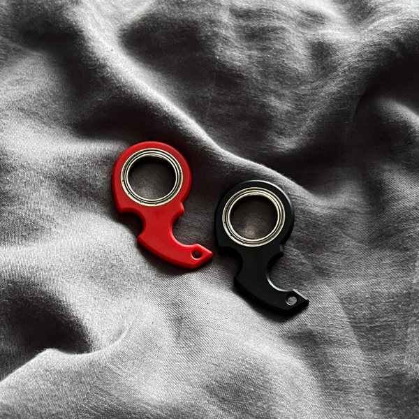 Karambit Spinner