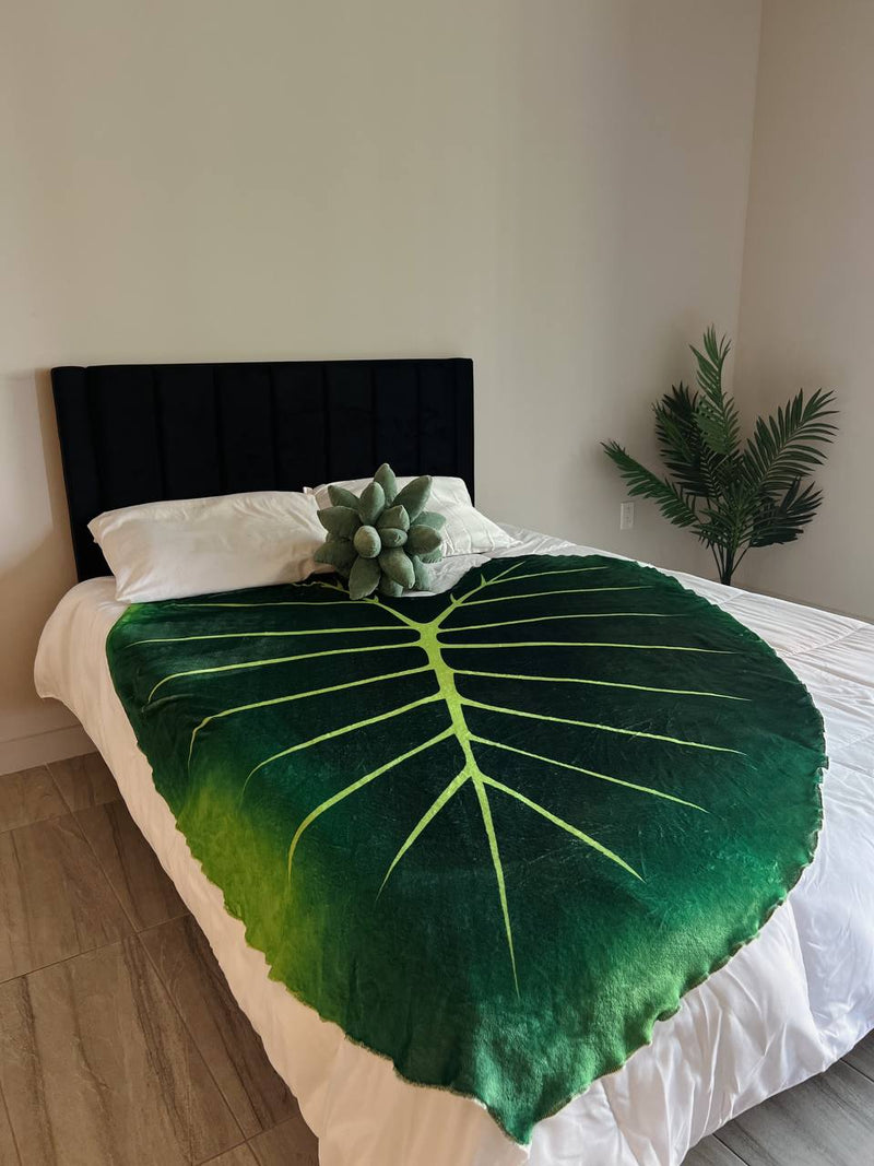 Giant Leaf Blanket